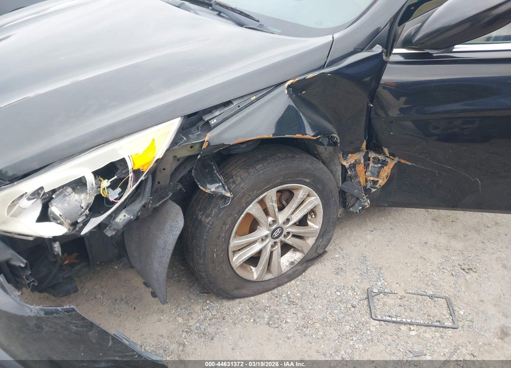 2012 HYUNDAI SONATA GLS VIN: 5NPEB4AC1CH481190