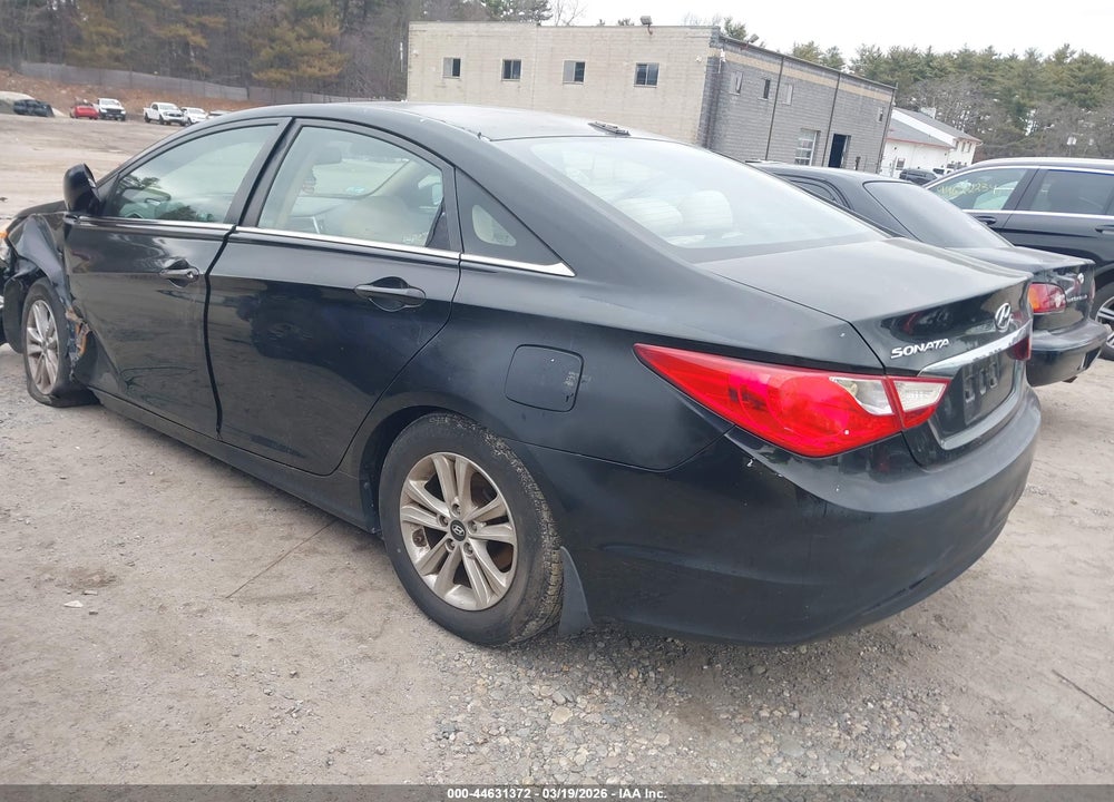 2012 HYUNDAI SONATA GLS VIN: 5NPEB4AC1CH481190