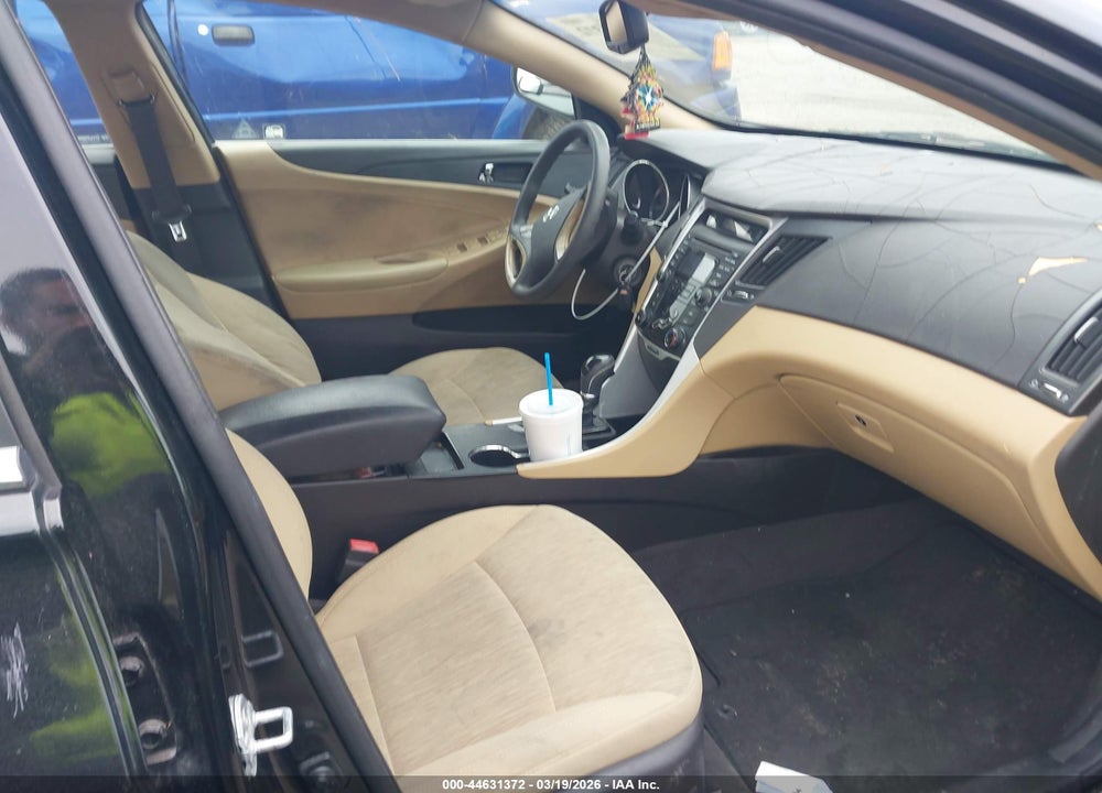 2012 HYUNDAI SONATA GLS VIN: 5NPEB4AC1CH481190