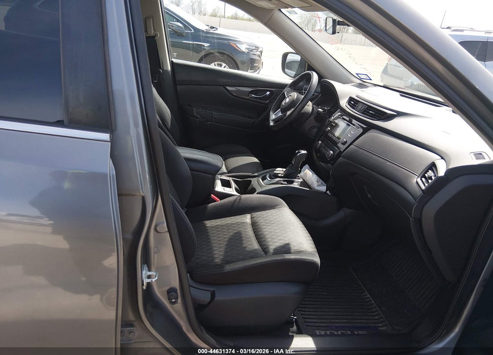 2017 NISSAN ROGUE SV VIN: JN8AT2MV9HW273786