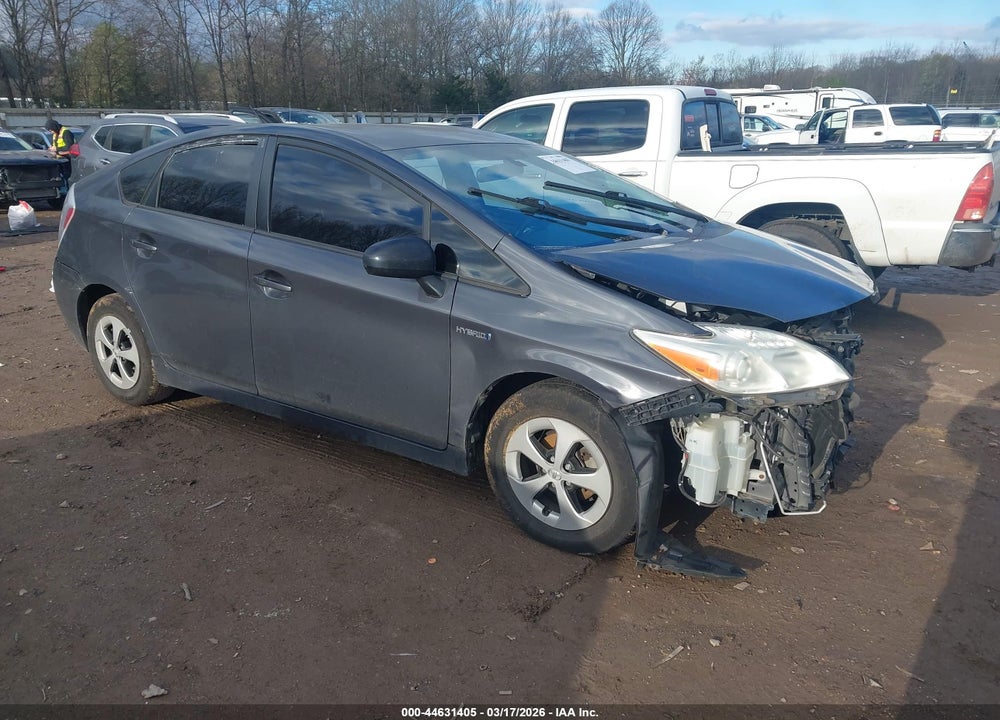 2013 TOYOTA PRIUS TWO VIN: JTDKN3DU8D1658075