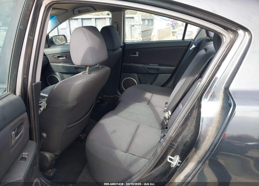 2007 MAZDA 3 S SPORT VIN: JM1BK323471742983