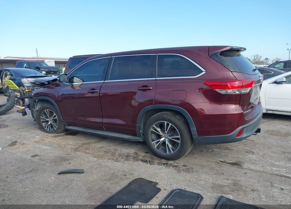 2017 TOYOTA HIGHLANDER LE VIN: 5TDZZRFH5HS222525