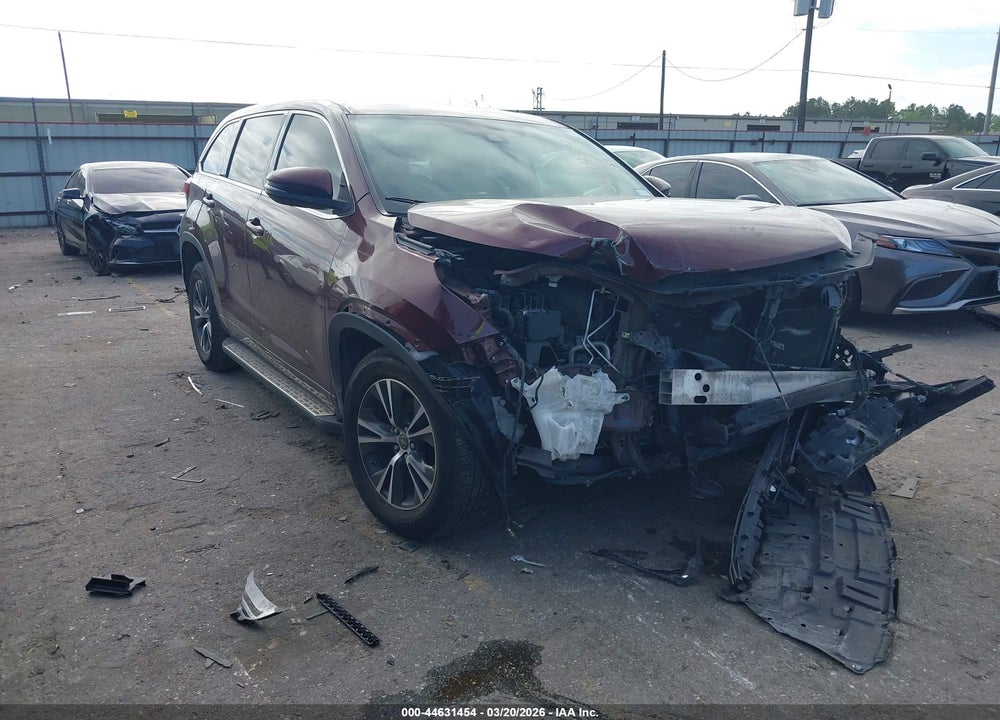 2017 TOYOTA HIGHLANDER LE VIN: 5TDZZRFH5HS222525