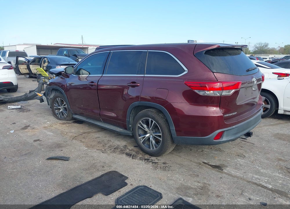 2017 TOYOTA HIGHLANDER LE VIN: 5TDZZRFH5HS222525