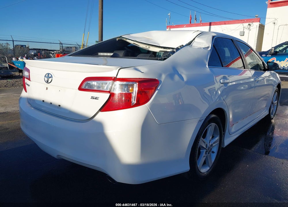 2013 TOYOTA CAMRY SE VIN: 4T1BF1FK2DU662467
