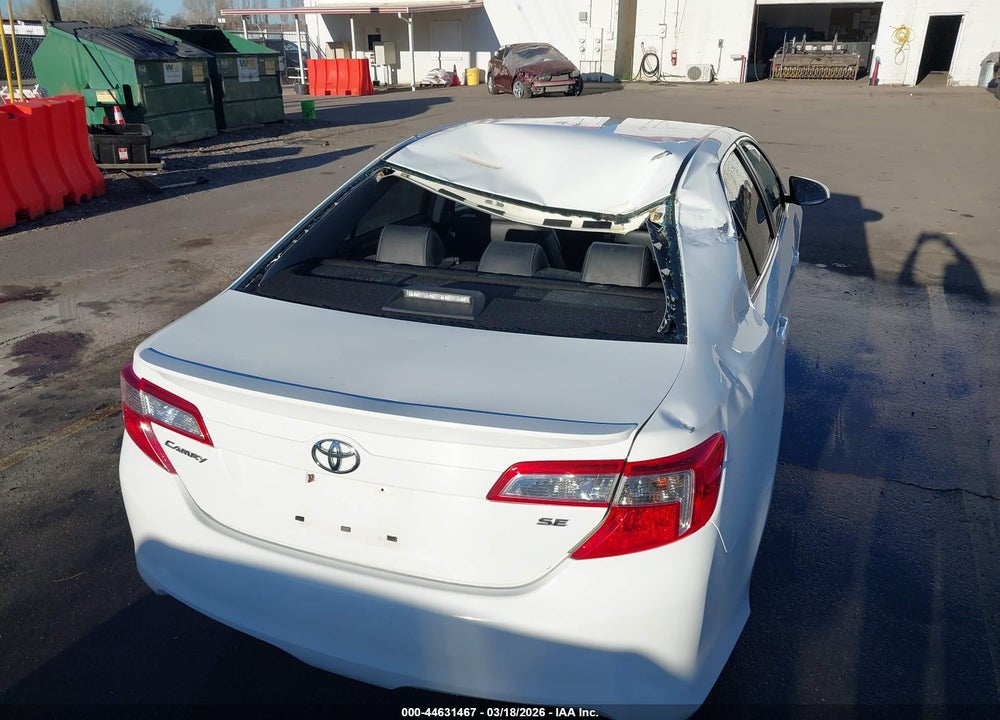 2013 TOYOTA CAMRY SE VIN: 4T1BF1FK2DU662467