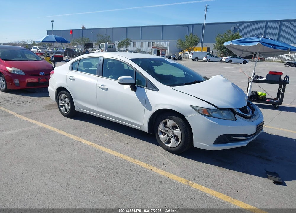 2014 HONDA CIVIC LX VIN: 19XFB2F55EE212037