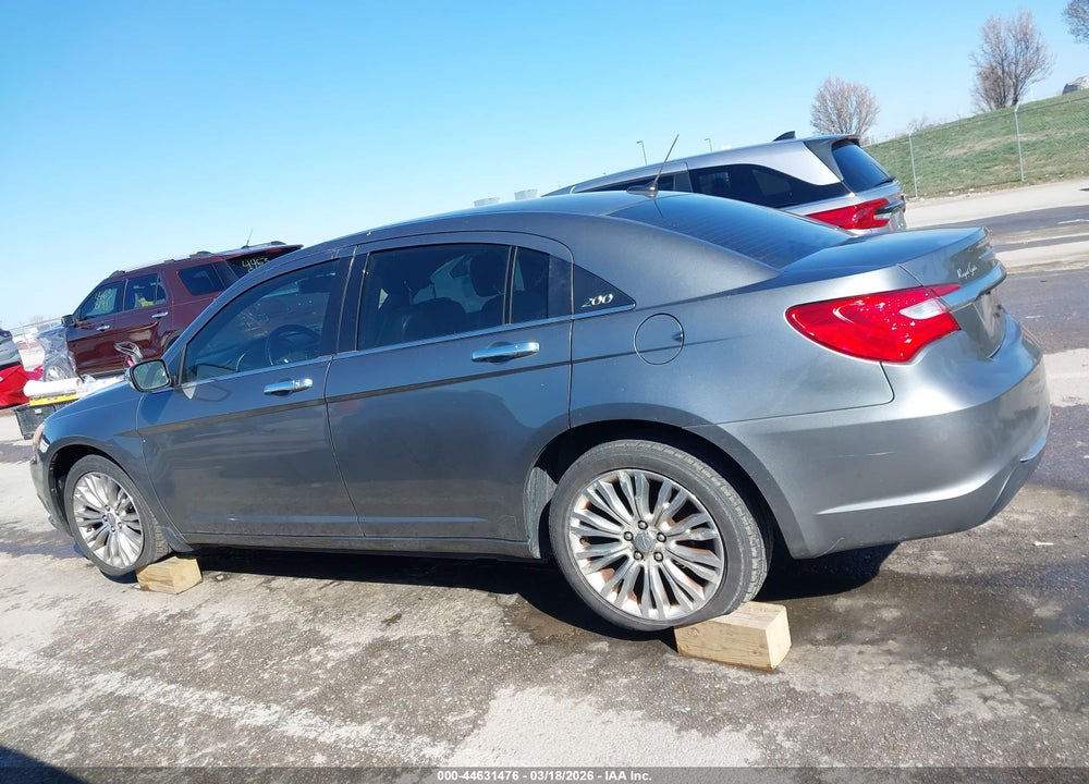 2011 CHRYSLER 200 LIMITED VIN: 1C3BC2FB2BN580611