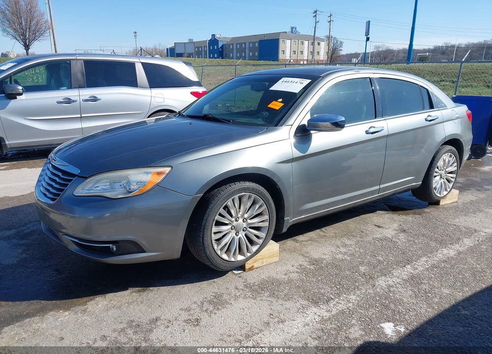 2011 CHRYSLER 200 LIMITED VIN: 1C3BC2FB2BN580611