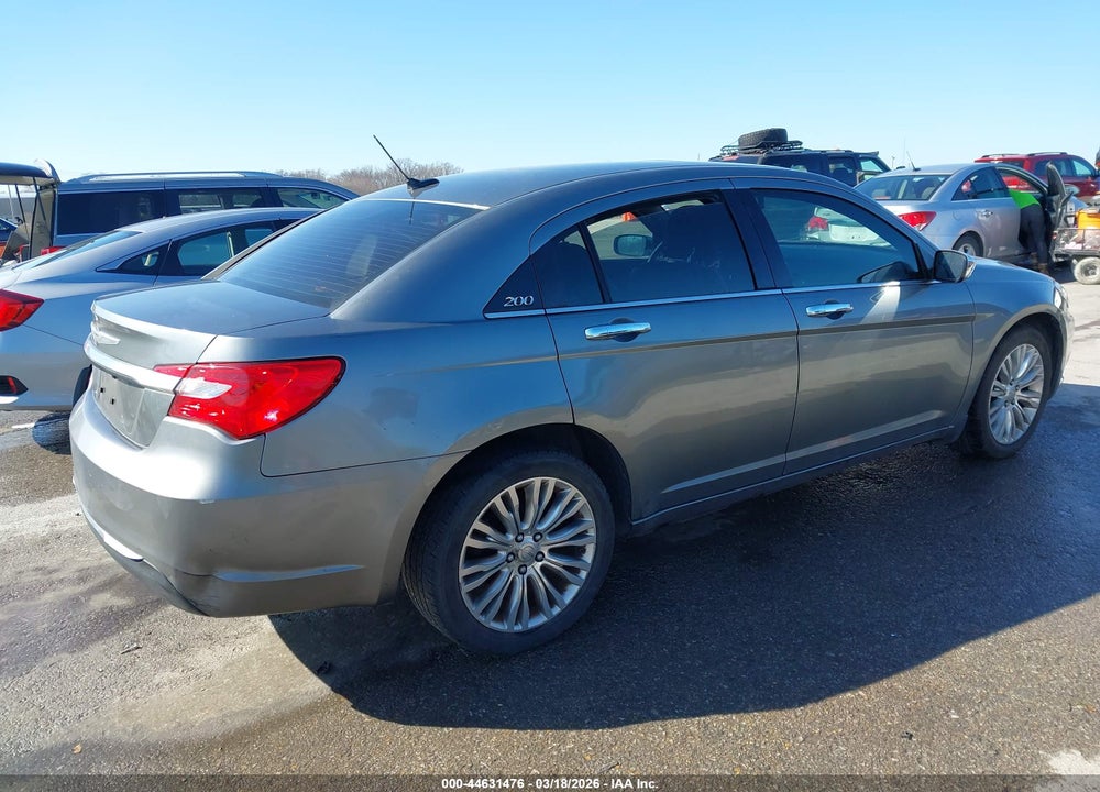 2011 CHRYSLER 200 LIMITED VIN: 1C3BC2FB2BN580611