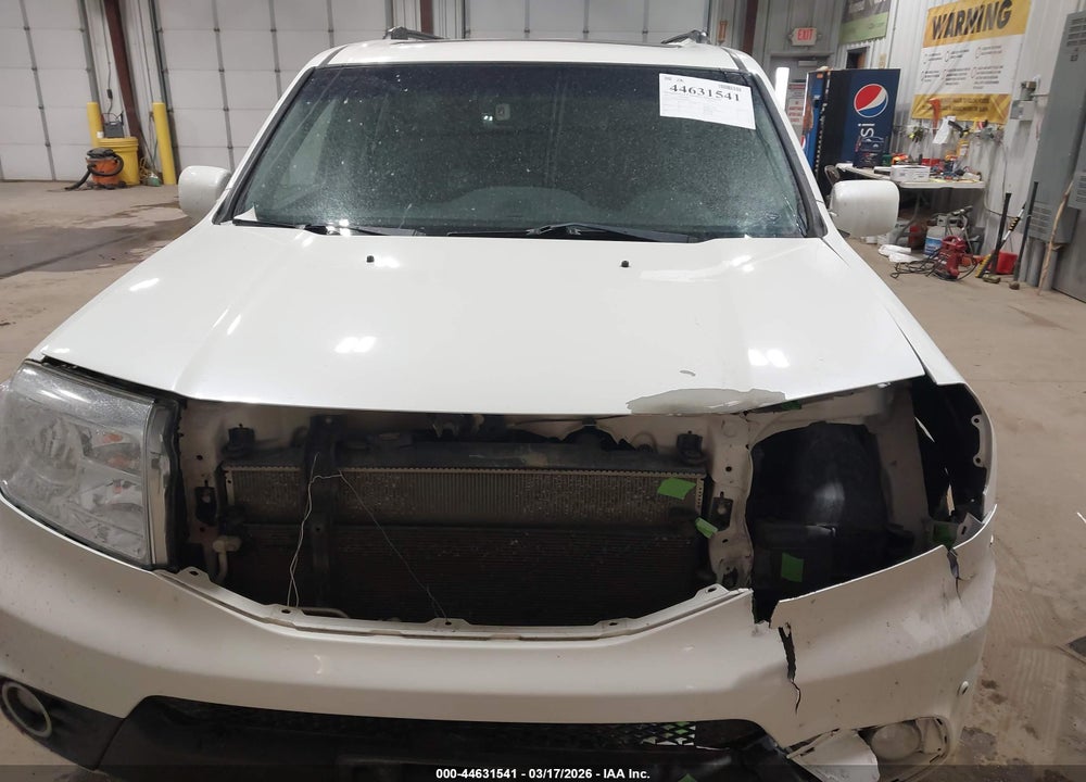 2013 HONDA PILOT TOURING VIN: 5FNYF4H9XDB040640