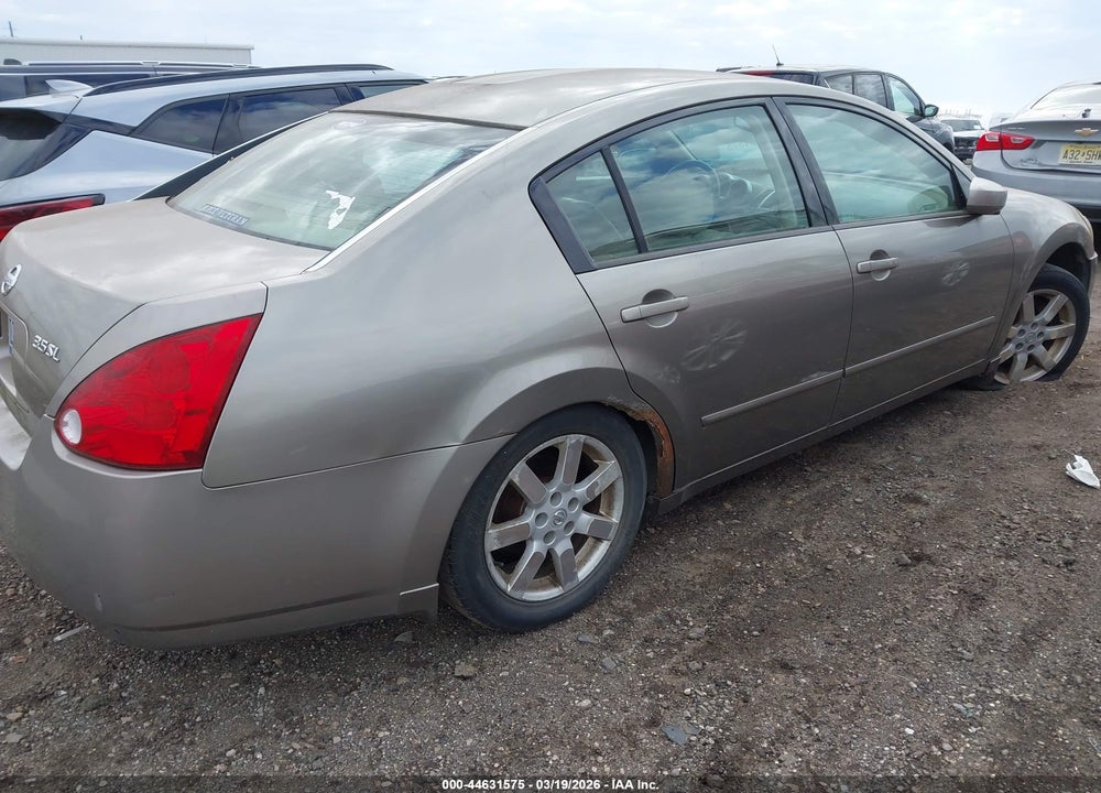 2004 NISSAN MAXIMA 3.5 SL VIN: 1N4BA41E84C904647