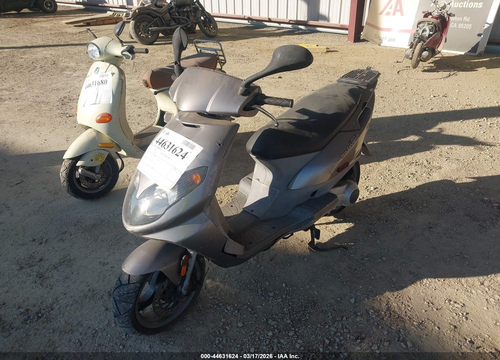 2003 DERBI BOULEVARD 150 VIN: VTHBL3AA13G206956
