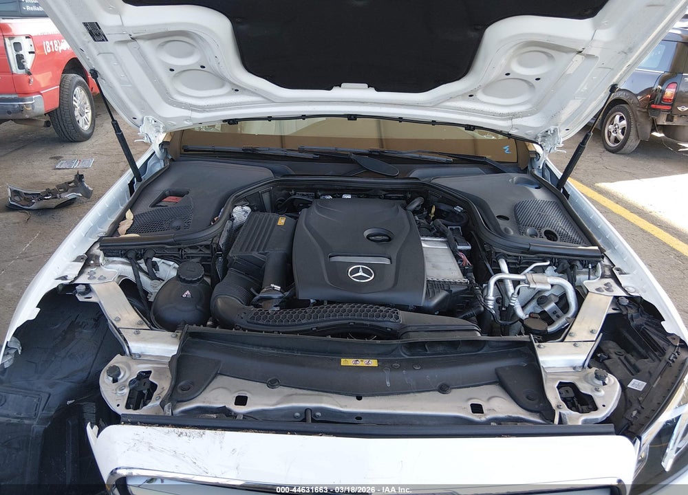 2019 MERCEDES-BENZ E 300 VIN: WDDZF4JB0KA606334
