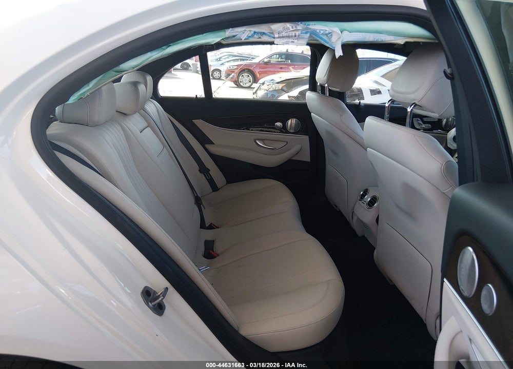 2019 MERCEDES-BENZ E 300 VIN: WDDZF4JB0KA606334