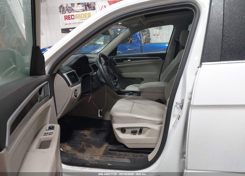 2022 VOLKSWAGEN ATLAS 3.6L V6 SE W/TECHNOLOGY VIN: 1V2KR2CA2NC553235