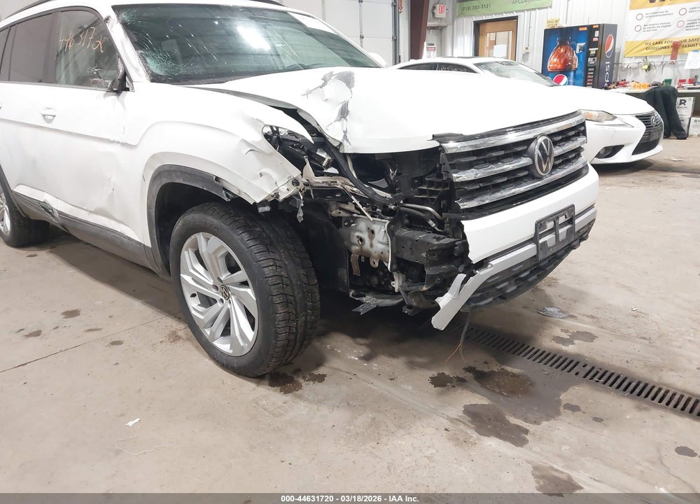 2022 VOLKSWAGEN ATLAS 3.6L V6 SE W/TECHNOLOGY VIN: 1V2KR2CA2NC553235