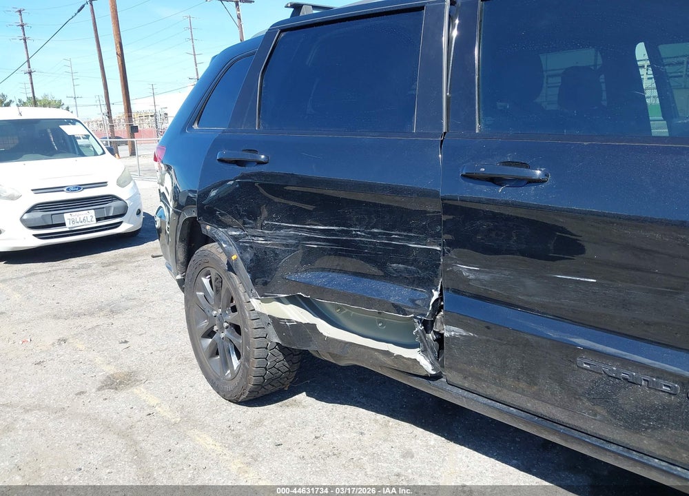 2018 JEEP GRAND CHEROKEE ALTITUDE 4X4 VIN: 1C4RJFAG4JC302880