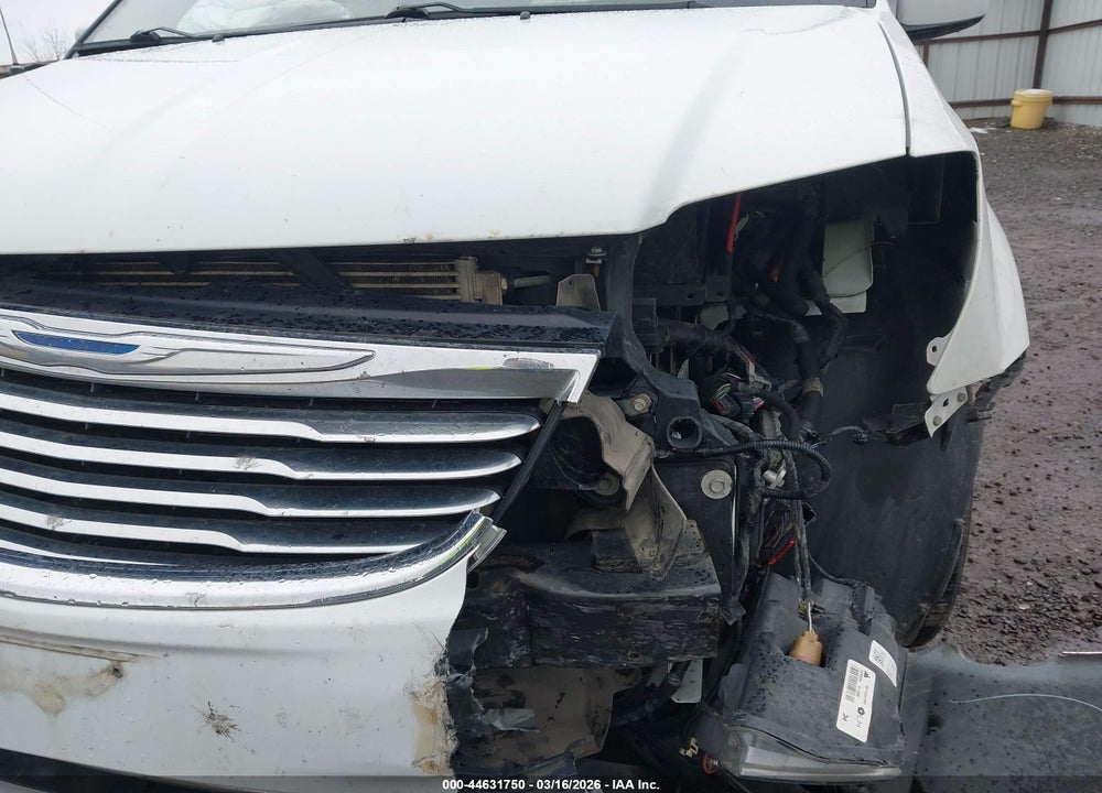 2016 CHRYSLER TOWN & COUNTRY TOURING VIN: 2C4RC1BG2GR306017
