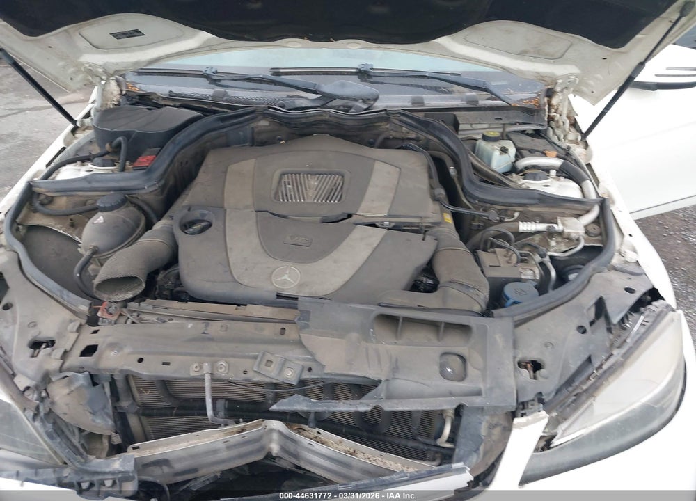 2011 MERCEDES-BENZ C 300 SPORT VIN: WDDGF5EB5BR157077