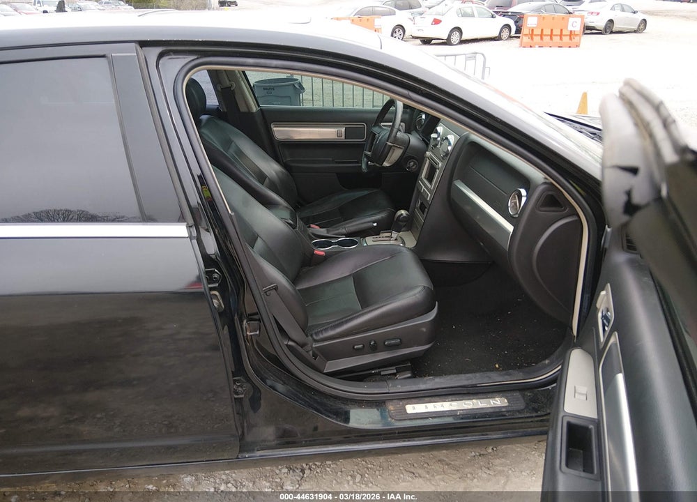2007 LINCOLN MKZ VIN: 3LNHM28T17R622596