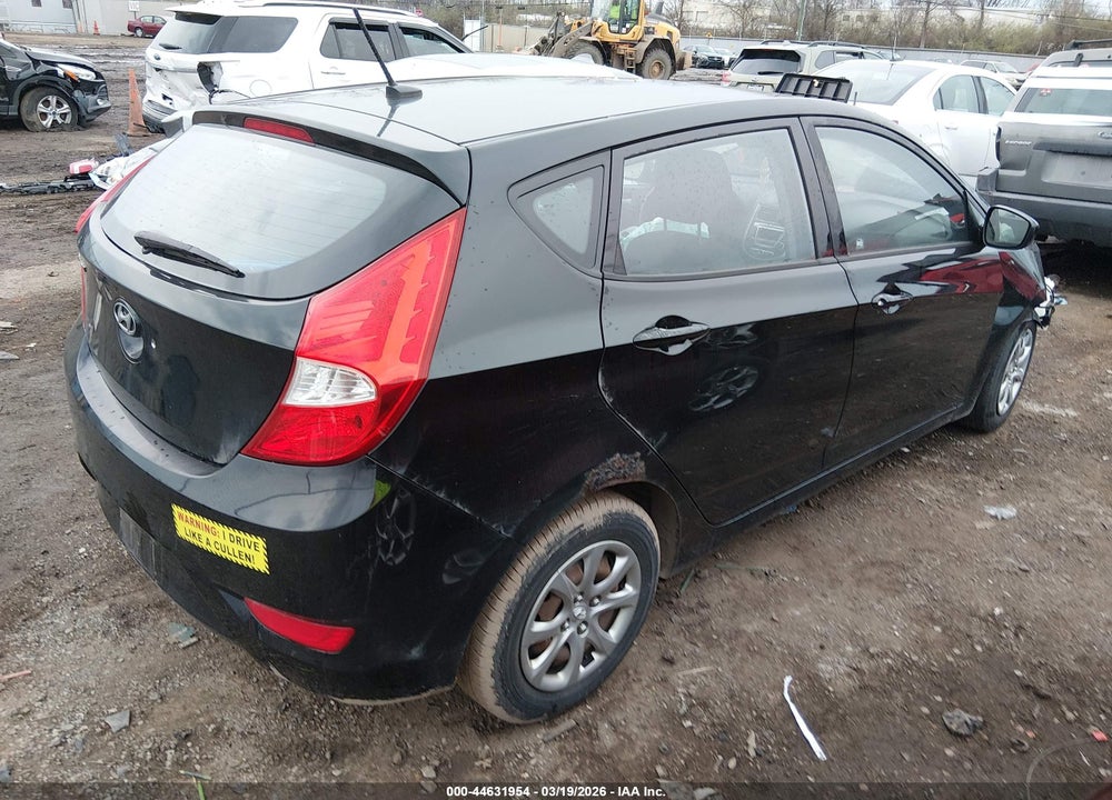 2014 HYUNDAI ACCENT GS VIN: KMHCT5AE2EU195798