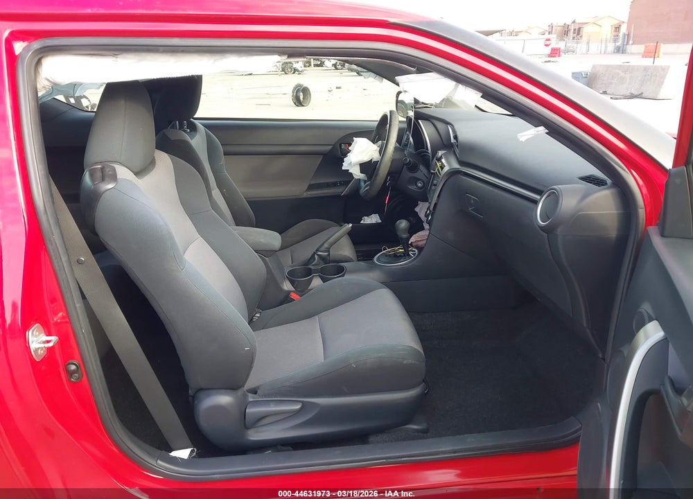2014 SCION TC VIN: JTKJF5C72E3072115