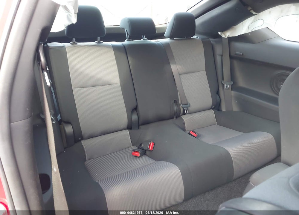 2014 SCION TC VIN: JTKJF5C72E3072115