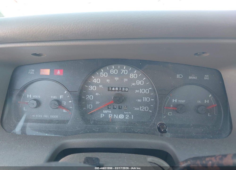 1999 MERCURY GRAND MARQUIS GS VIN: 2MEFM74W1XX605225