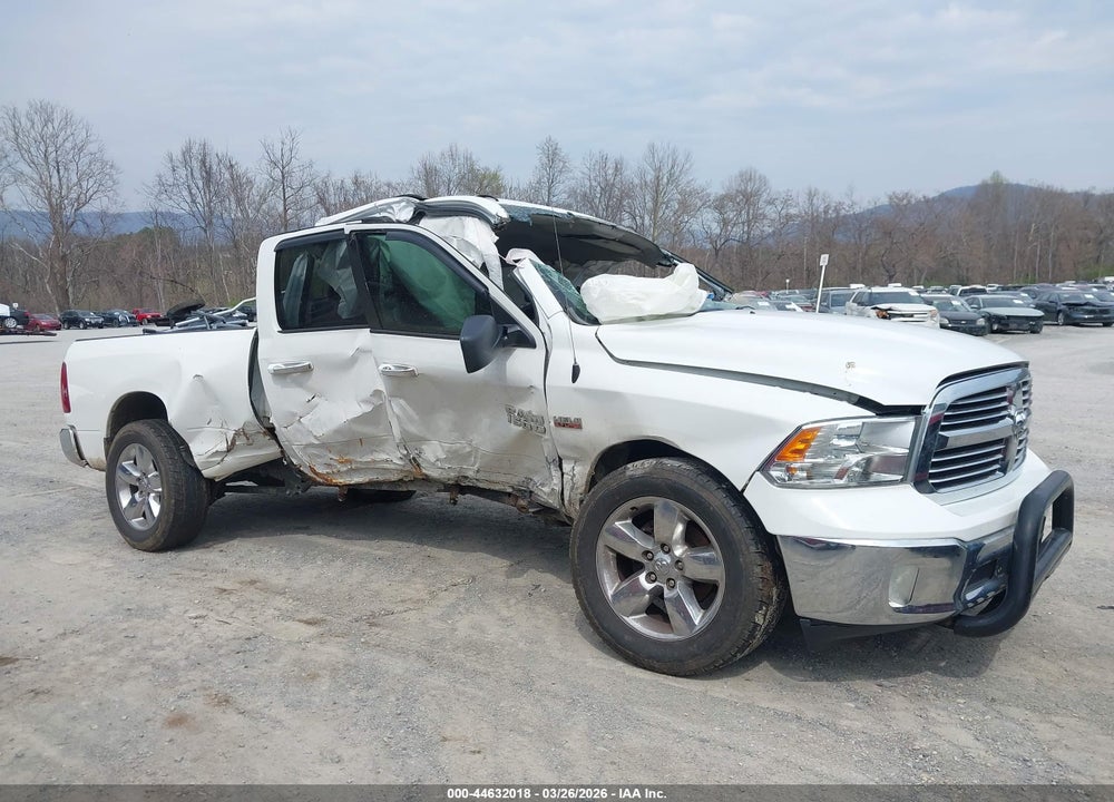 2016 RAM 1500 VIN: 1C6RR7GT1GS257910