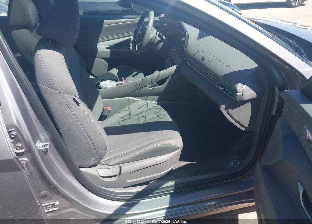 2025 HYUNDAI ELANTRA SEL CONVENIENCE VIN: KMHLS4DG4SU031149