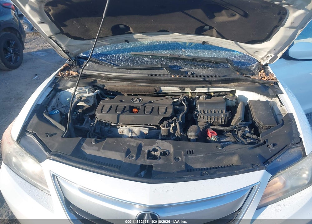 2013 ACURA ILX 2.0L VIN: 19VDE1F78DE015316