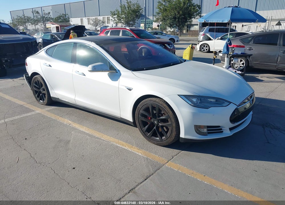 2014 TESLA MODEL S P85 VIN: 5YJSA1H11EFP56129