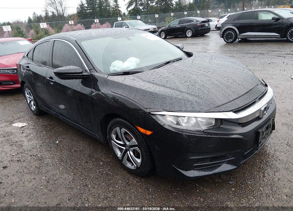 2018 HONDA CIVIC LX VIN: 2HGFC2F53JH510177