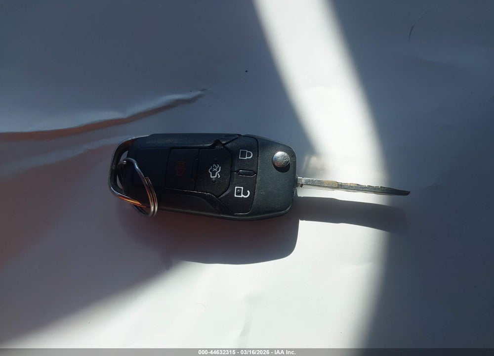 2013 FORD FUSION SE VIN: 3FA6P0HR2DR204366