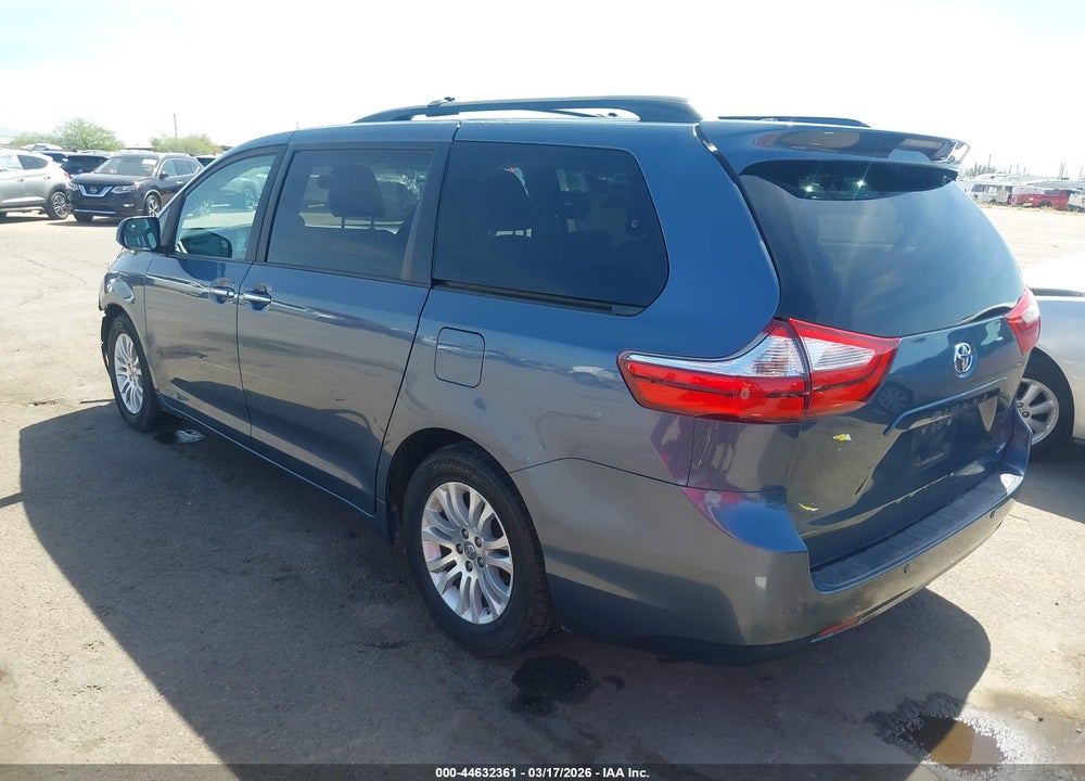 2016 TOYOTA SIENNA XLE 8 PASSENGER VIN: 5TDYK3DC3GS714537