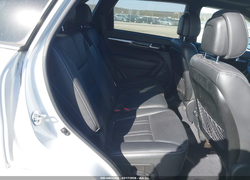 2014 KIA SORENTO LIMITED V6 VIN: 5XYKWDA74EG504188