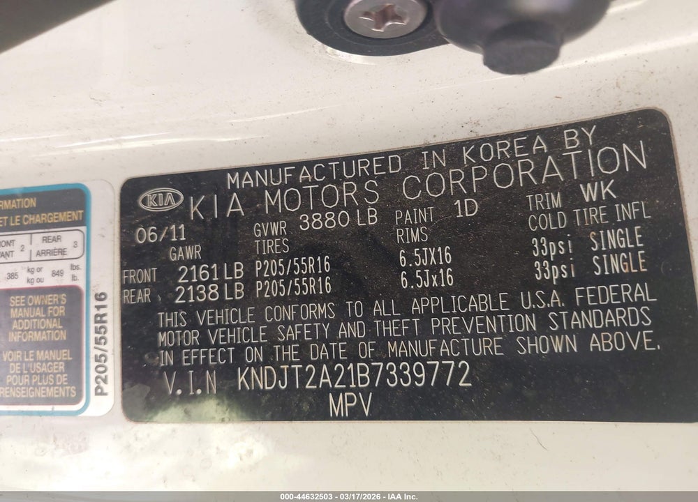 2011 KIA SOUL + VIN: KNDJT2A21B7339772