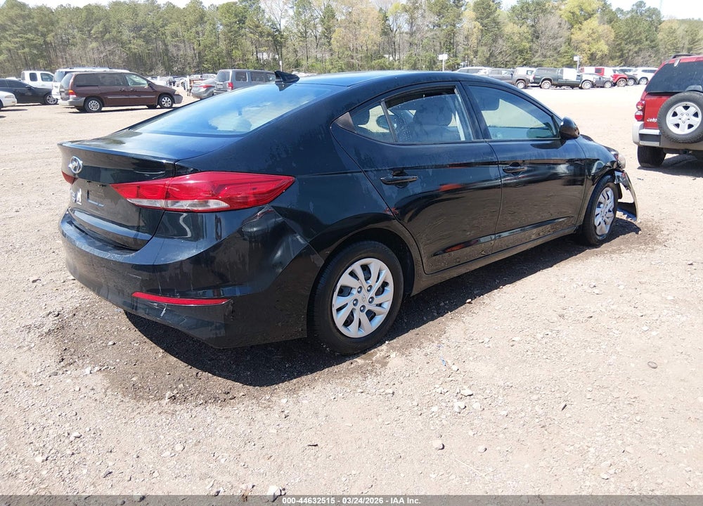 2017 HYUNDAI ELANTRA SE VIN: 5NPD74LF8HH184185