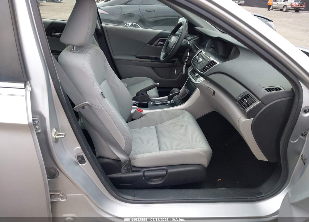 2014 HONDA ACCORD LX VIN: 1HGCR2F35EA121853