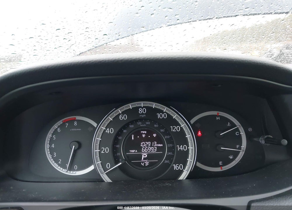 2015 HONDA ACCORD EX-L V-6 VIN: 1HGCR3F80FA014244