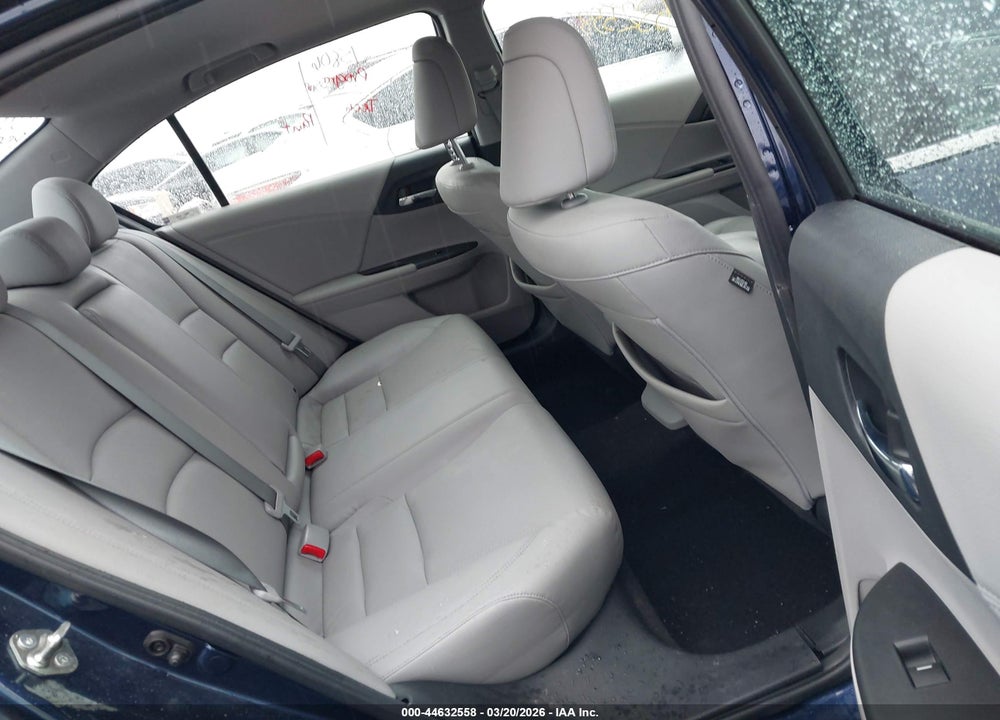 2015 HONDA ACCORD EX-L V-6 VIN: 1HGCR3F80FA014244