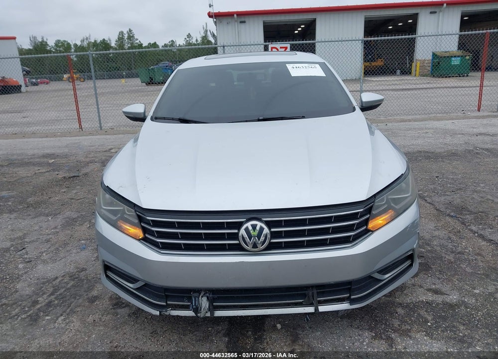 2018 VOLKSWAGEN PASSAT 2.0T SE VIN: 1VWBA7A3XJC013102