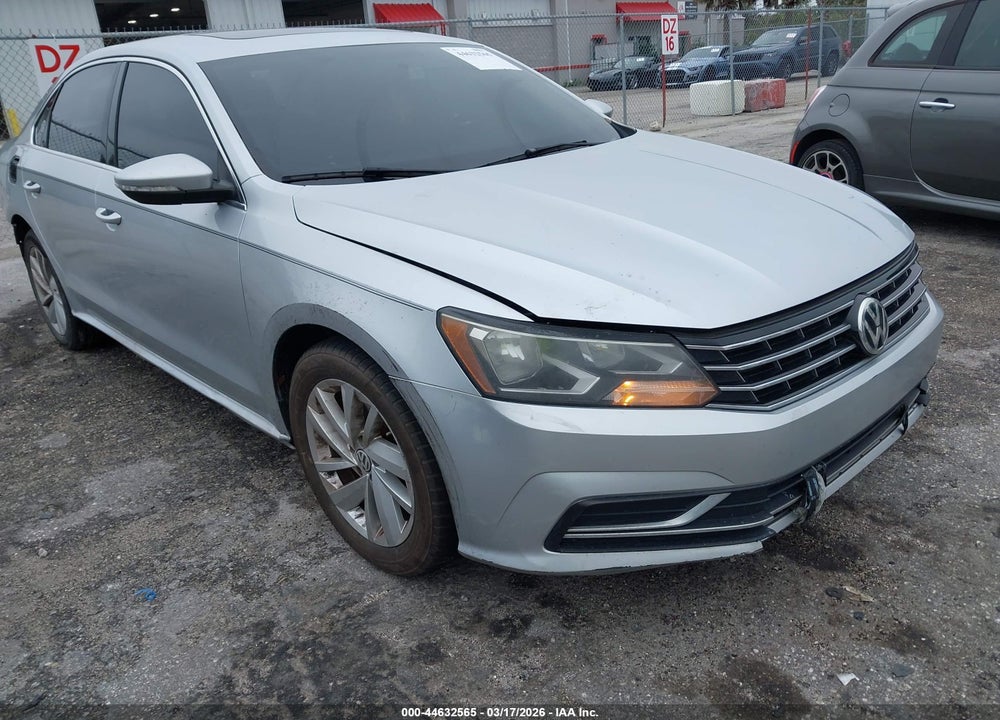 2018 VOLKSWAGEN PASSAT 2.0T SE VIN: 1VWBA7A3XJC013102