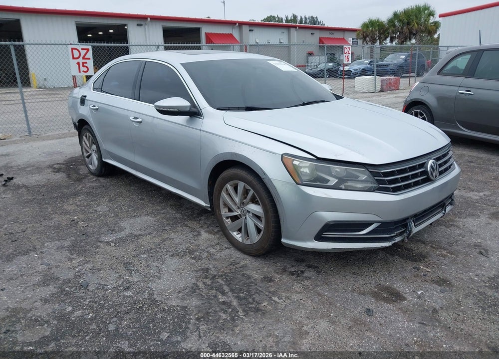 2018 VOLKSWAGEN PASSAT 2.0T SE VIN: 1VWBA7A3XJC013102