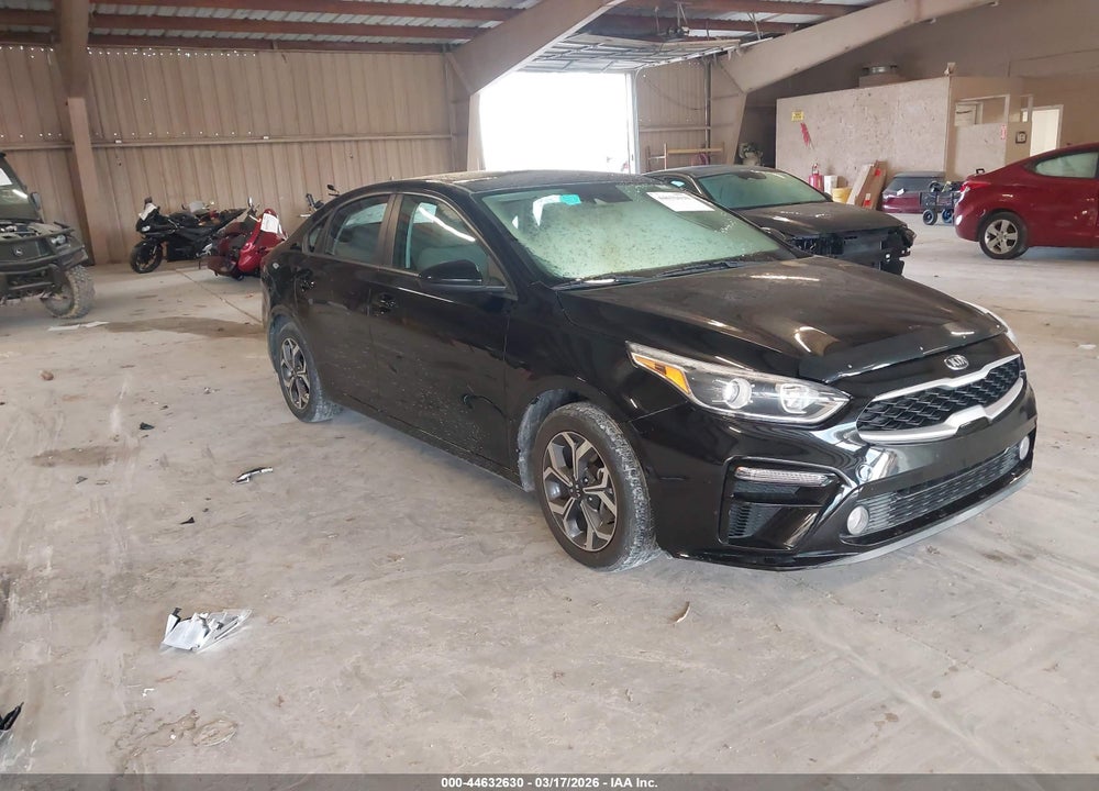 2019 KIA FORTE LXS VIN: 3KPF24AD9KE045168