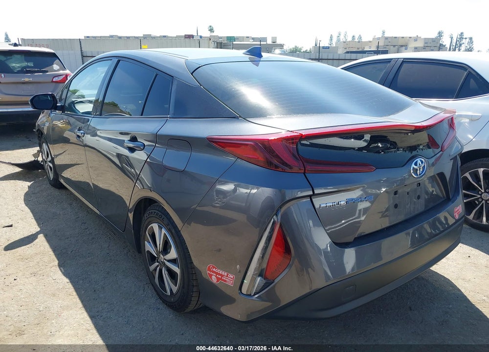 2017 TOYOTA PRIUS PRIME PLUS VIN: JTDKARFP8H3000658