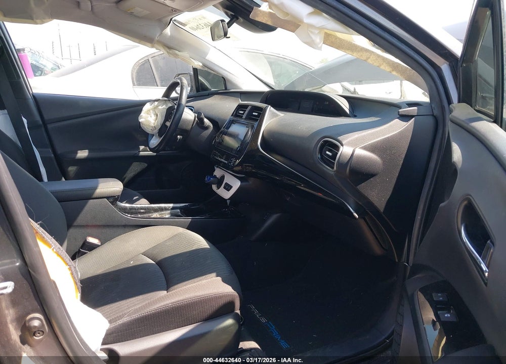 2017 TOYOTA PRIUS PRIME PLUS VIN: JTDKARFP8H3000658