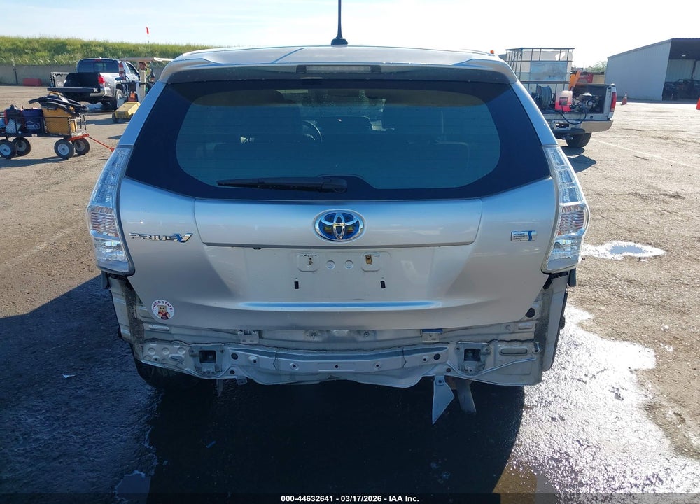 2013 TOYOTA PRIUS V THREE VIN: JTDZN3EU1D3265388